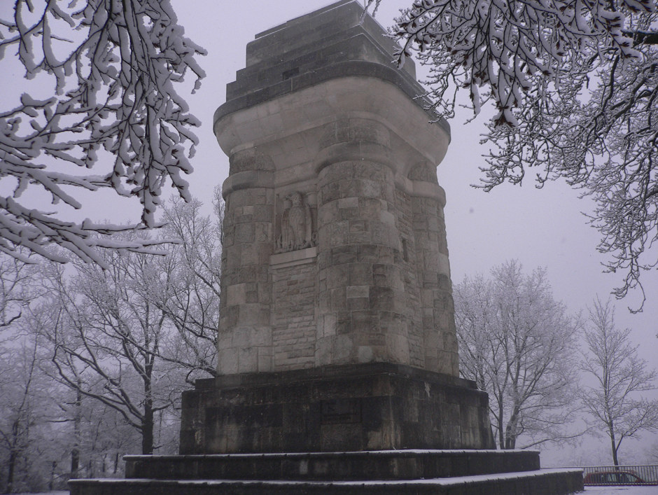 Der Bismarckturm im Winter | Foto: © Hans-Chr. Wieder